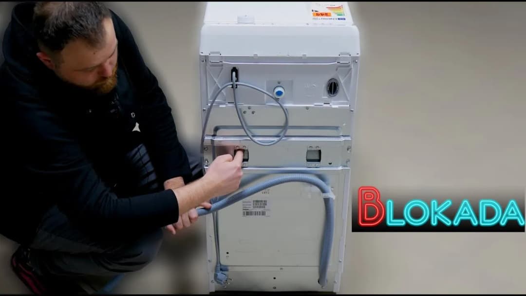 Jak dostać się pod bęben pralki ładowanej od góry? Poradnik