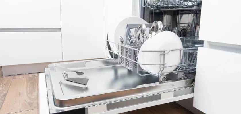Zmywarka 45 czy 60 – co wybrać, aby uniknąć rozczarowania?