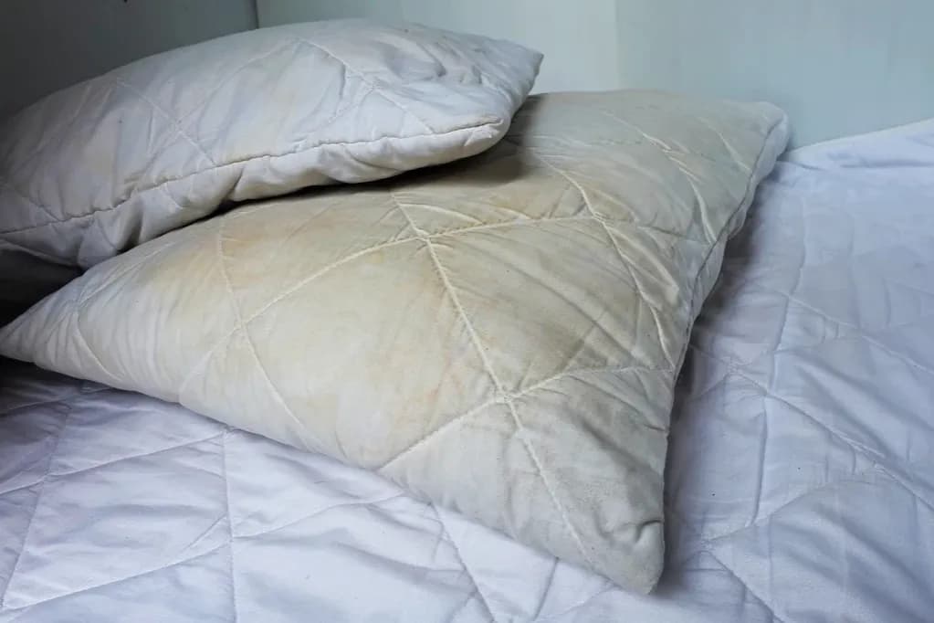 W czym prać pościel, aby uniknąć zniszczeń i zachować kolory?