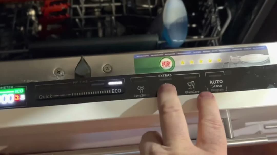 Jak włączyć czyszczenie zmywarki Electrolux i uniknąć awarii