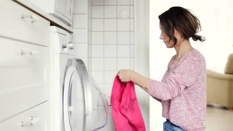 Jak skutecznie używać Vanish do białego, aby usunąć plamy?