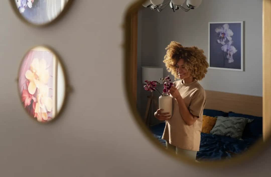 Małe mieszkanie, duże możliwości: 5 sztuczek pozwalających optycznie powiększyć przestrzeń