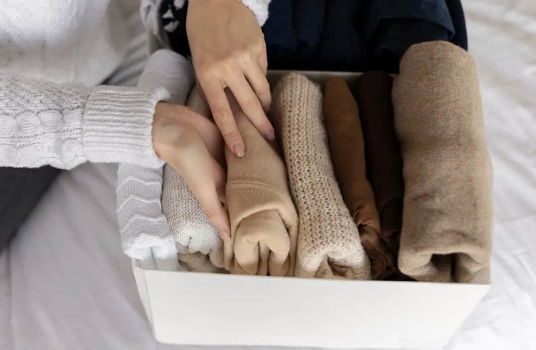 Jak przechowywać odzież sezonową, aby nie straciła świeżości