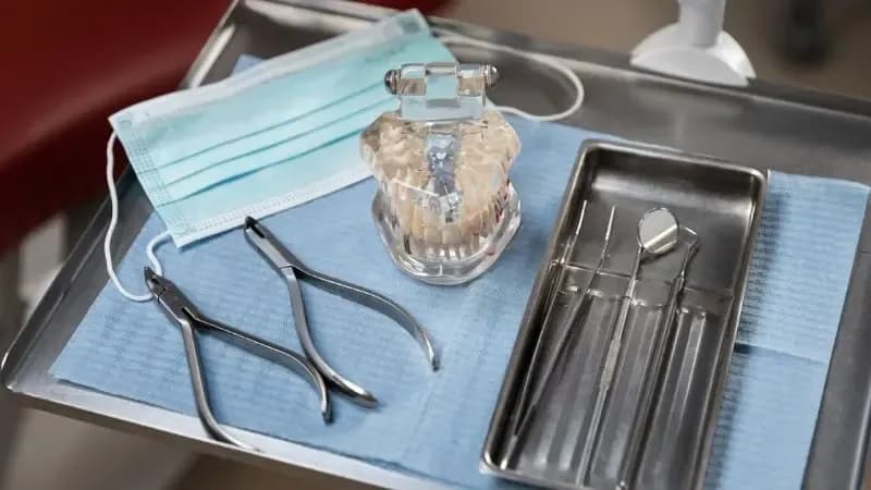 Czym myć w myjce ultradźwiękowej, aby uniknąć uszkodzeń przedmiotów?