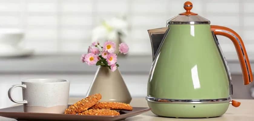 Gotowanie wody: czajnik elektryczny czy płyta indukcyjna - sprawdź różnice