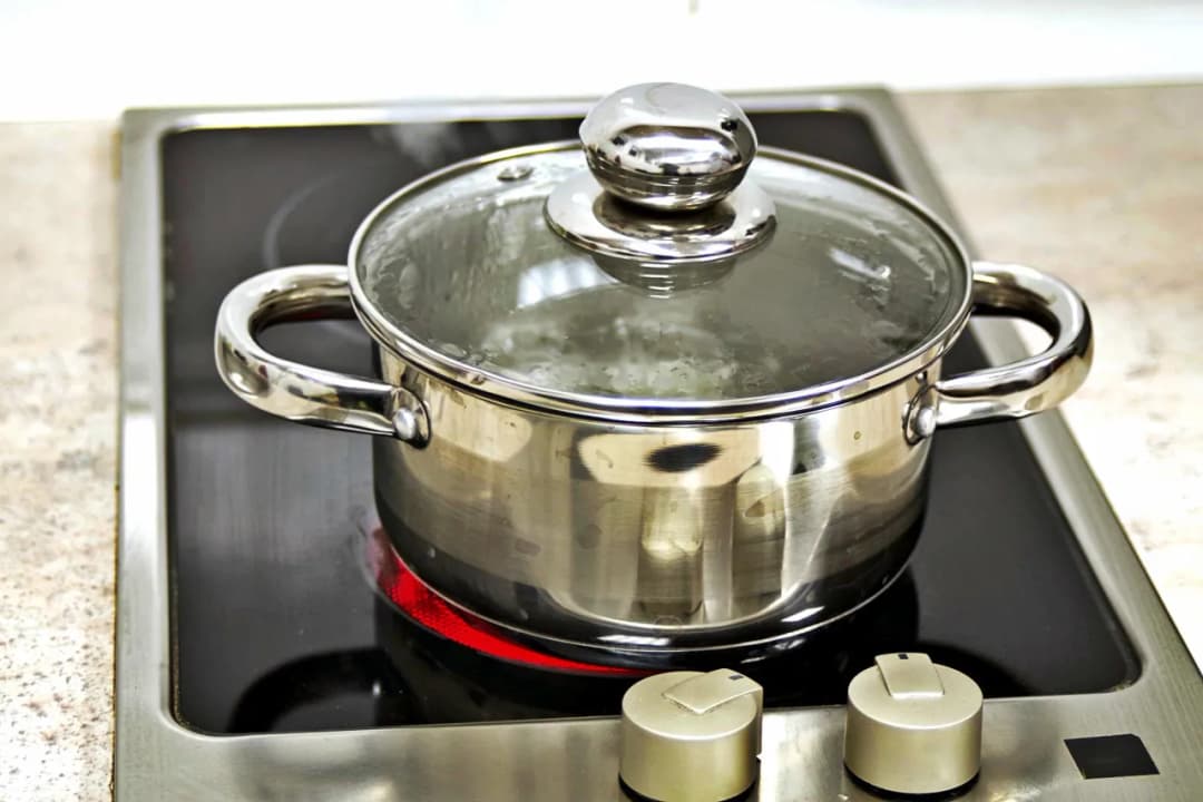 Jakie garnki najlepsze na indukcję - porównanie i opinie użytkowników